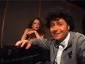 clip \"Je t\