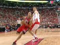 Chris Bosh stuffs Richard Jefferson!