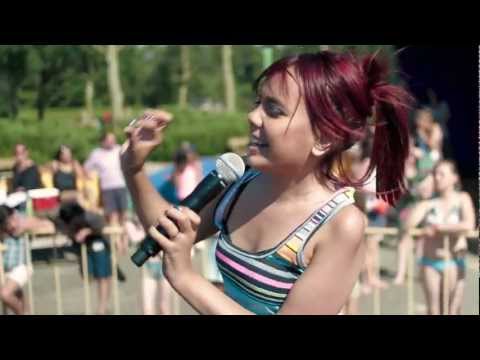 geheim - Koop hier het debuutalbum 'Teenager' bij bol.com http://bit.ly/Rachel-Teenager Of download hier het album via iTunes: http://bit.ly/Rachelteenager.