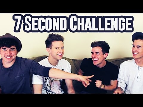 7 Second Challenge w%2F My Roommates