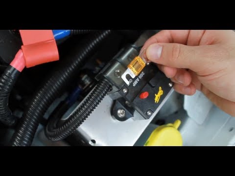 how to change a fuse in a car