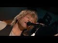 BON JOVI - Whole Lot Of Leavin' live LOST HIGHWAY CD / DVD 2007 - Country-Rock SETLIST: 1.LOST HIGHWAY 2.SUMMERTIME 3.(YOU WANT TO ) MAKE A MEMORY 4.WHOLE LOT OF LEAVIN' 5.WE GOT IT GOING ON 6.ANY OTHER DAY 7.SEAT NEXT TO YOU 8.EVERYBODY´S BROKEN 9.'TILL WE AIN´T STRANGERS ANYMORE 10.THE LAST NIGHT 11.ONE STEP CLOSER 12.I LOVE THIS TOWN EXTRAS: 13.IT´S MY LIFE 14.WANTED DEAD OR ALIVE 15.WHO SAYS YOU CANT GO HOME