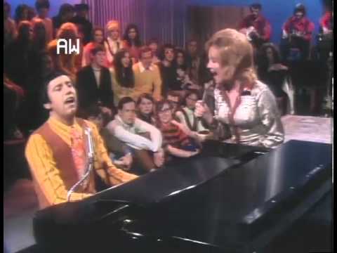 raystevensmusic - http://www.facebook.com/raystevensmusic1707 http://www.raystevens.com http://www.raystevensvideos.com Clyde Records Inc. From the 1970 summer television show...