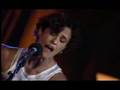 Zélia cantando Saúde de Rita Lee