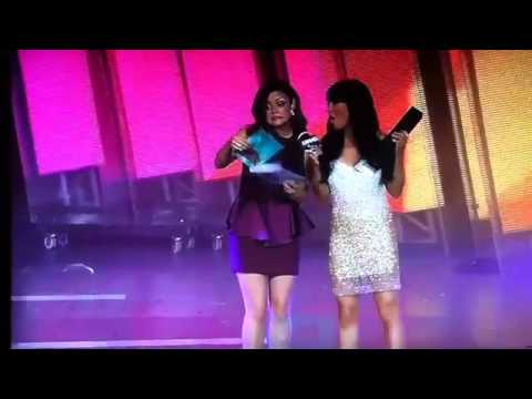 wins Favorite International Artist (MuchMusic Video Awards 2012)