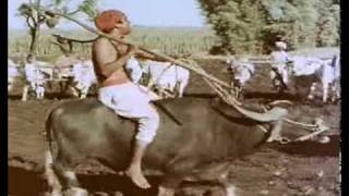 Mother India - Na main bhagwan
