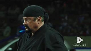 Steven Seagal shows how to fight off multiple oppo