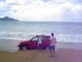 xolalpa: camioneta atascada en la playa xolalpa: camioneta atascada en la playa