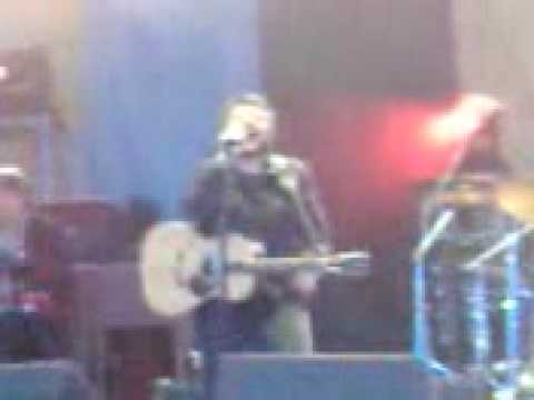 Wilco - I Am Trying To Break Your ...