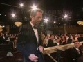 almost everything you need to know about the brilliant actor hugh laurie. i make no claim to be complete, its just a random collection of more or less interesting facts. for more informations about the man, watch 25 facst about being hugh laurie: www.youtube.com disclaimer: i don't own hugh laurie. ...but one day i might. the video contains all sorts of clips. they belong to their right owners.