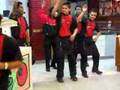 Pizza Hut dancers