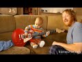 Video de Un Bebé Guitarrista