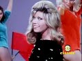 Nancy Sinatra – These Boots Are Made for Walkin'