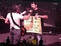 Keith Urban Bree On Stage with Sign Charlotte NC 04-18-2008
