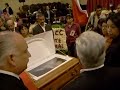 imagenes del mometo exacto en que se cierra el f�retro de contiene los restos del destacado militante del pcch, miembro de su comit� central y premio nacional de literatura 2005, volodia teitelboim volosky en el salon de plenarios del ex congreso nacional de chile