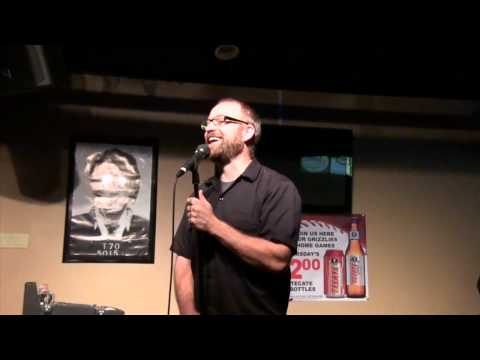 Open Mic Comedy @Heroes  Di60Y