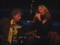 Lisa Wahlandt /Mulo Francel live in Singapore-