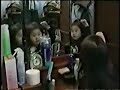 impactante aparición de una niña - fantasma en el espejo