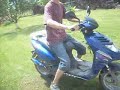 kevin qui aprend a fair du scoot kevin qui aprend a fair du scoot