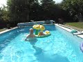 Elise in pool