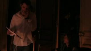 how waiting is an actress during a shooting. 