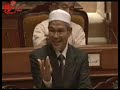 Kekalutan dunia politik.