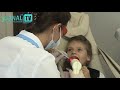 Bucurie mare pentru copiii de la orfelinatul din Străşeni. În această săptămâna, peste 100 de copii orfani de la gimnaziul-internat au beneficiat de asistenţă medicală acordată de către doi stomatologi profesionişti din SUA. ... straseni orfelinat sua 