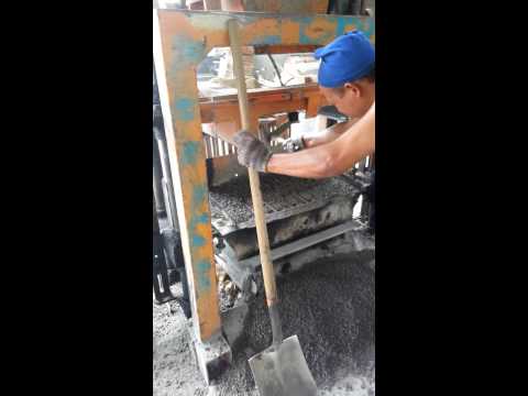 maquinaria para hacer blocks - Maquinaria Importada, Vendida, Instalada y Capacitación a cliente en el Roble de Aguadulce año 2010; el video aquí mostrado es a mediados del año 2013. Para ...