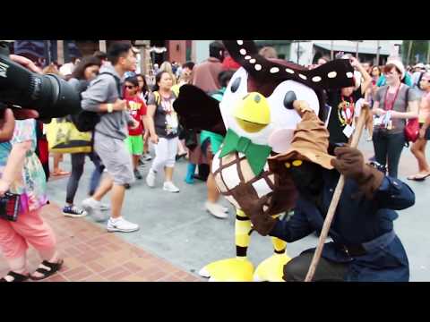 cosplay - Blathers from Animal Crossing took a vacation to Comic-Con 2014 to trade fossils for smiles! If you want to see how to make Cosplay like this, go and watch my series Cosplay Class http://bit.ly/1r...