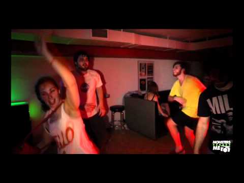 how to trip off absinthe