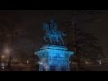 仙台城伊達政宗公騎馬像が青い夜 - YouTube