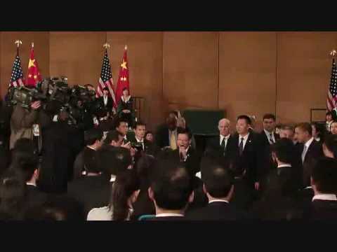 Obama Bows Again in China YouTube Preview Image