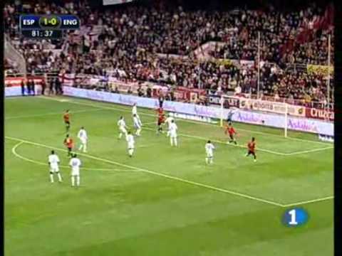 Espa&ntilde;a Inglaterra, Segundo gol de Llorente