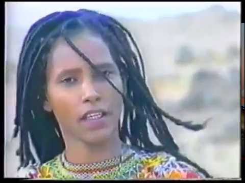 SALA DA GODA -  Faytinga almost 20-years old outdoors recording of her Kunama song