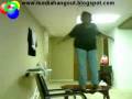 videos de Scarlet_Takes_More_Than_a_TumbleFULL.wmv