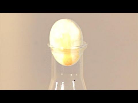 how to sink an egg into a bottle