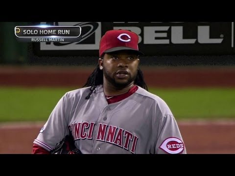 Video: NL WC: Pirates fans cause Cueto to drop the ball