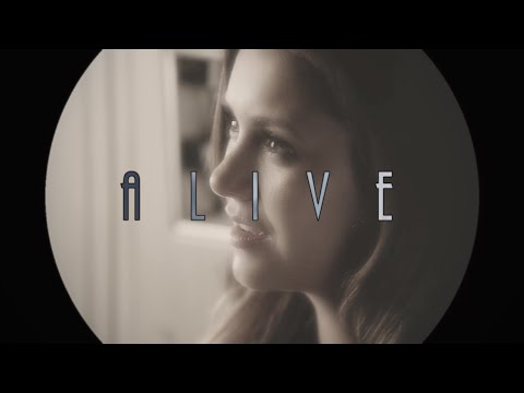 elena - http://ask.fm/IrinaRusinova - and how did he make you feel? - ALIVE let me die. seriously! I CAN'T HANDLE THESE FEEEEEELS! SHE'S IS TOTALLY IN LOVE and in this vid i'm showing what exactly...