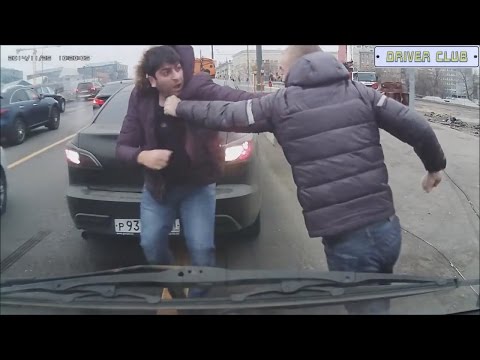 Krievijā, ja nepalaidīsi autovadītāju, notiks šādi