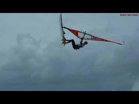 Windsurfen im Sturm Xavier auf Sylt