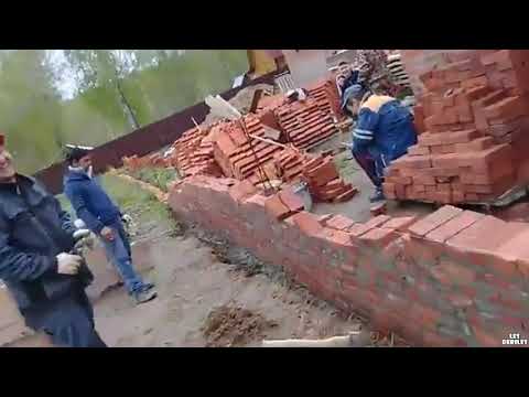 Kiedy chłopaki na budowie za dużo łykną, a ściana sama się nie postawi