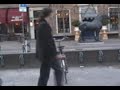 Fiets Dief / Bicycle Stealing