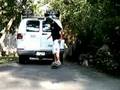videos de Half kickflip Half back foot heel