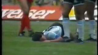 (Mexico 86) อาร์เจนตินา v เกาหลีใต้ นักเตะโสมขาวดวลแข้งกับมาราโดน่า กรรมการให้ใบเหลือง
