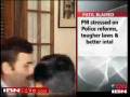 videos de Congress' slumber ends: India's home minister faces the heat in the wake of the Bombay bombings