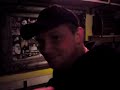 Andy drinkt een flesje WKD binnen 2 seconden leeg in Cafe de Doppe Vollenhove