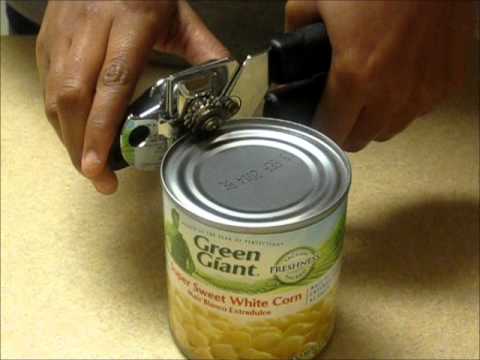 how to use the oxo can opener