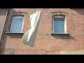 Fliegender Teppich (Oder: die Reste vom Feste müssen weg) eine Muth-Hermannsdörfer-Produktion
