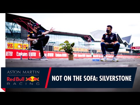 Video | Verstappen en Albon ondervragen elkaar in video van Red Bull