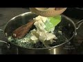 Video Recipe: Creamed Spinach Video Recipe: Creamed Spinach